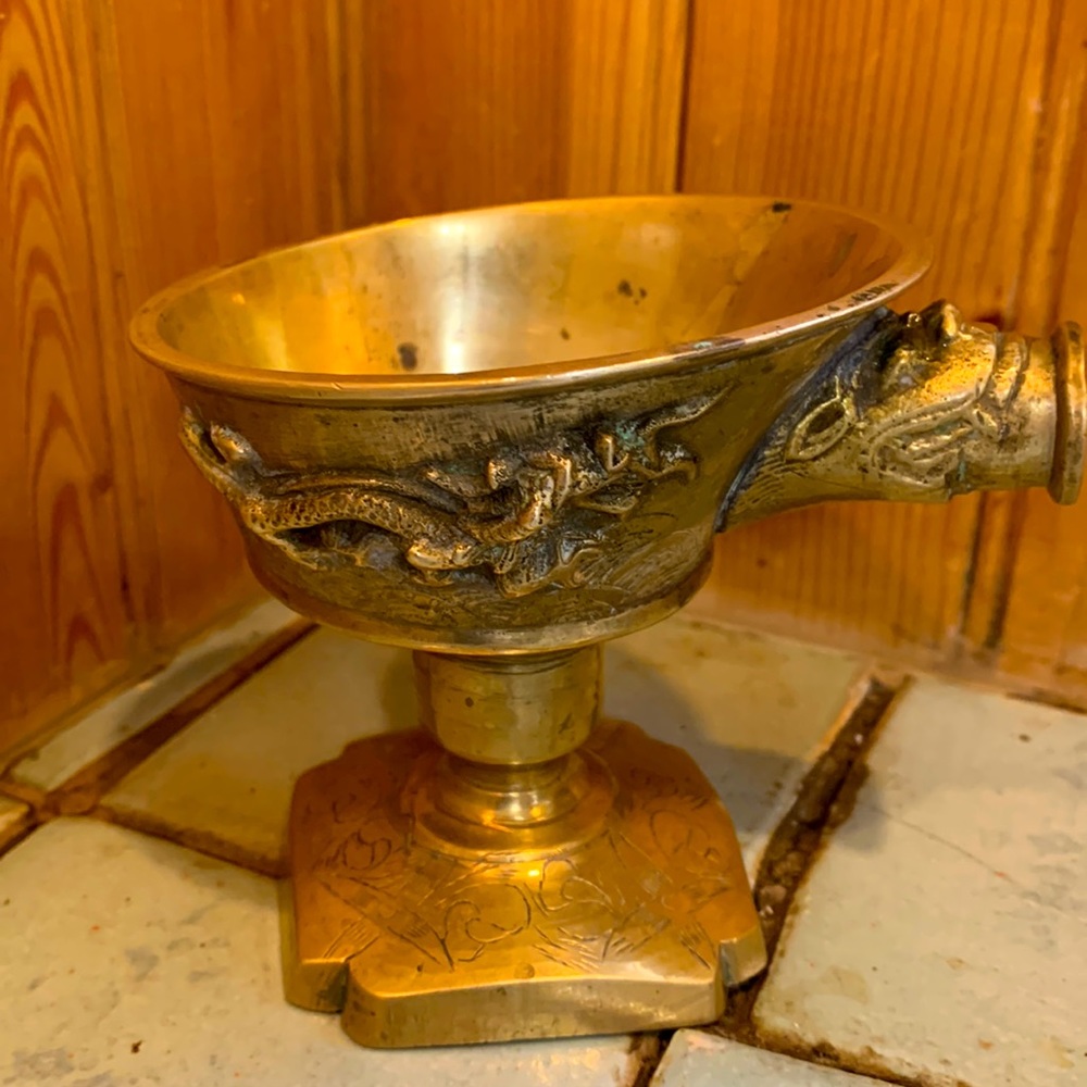 Vintage dragon figural brass miniature coal carrier - Picture 2 of 11